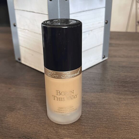 Too Faced Foundation - Picture 2 of 5